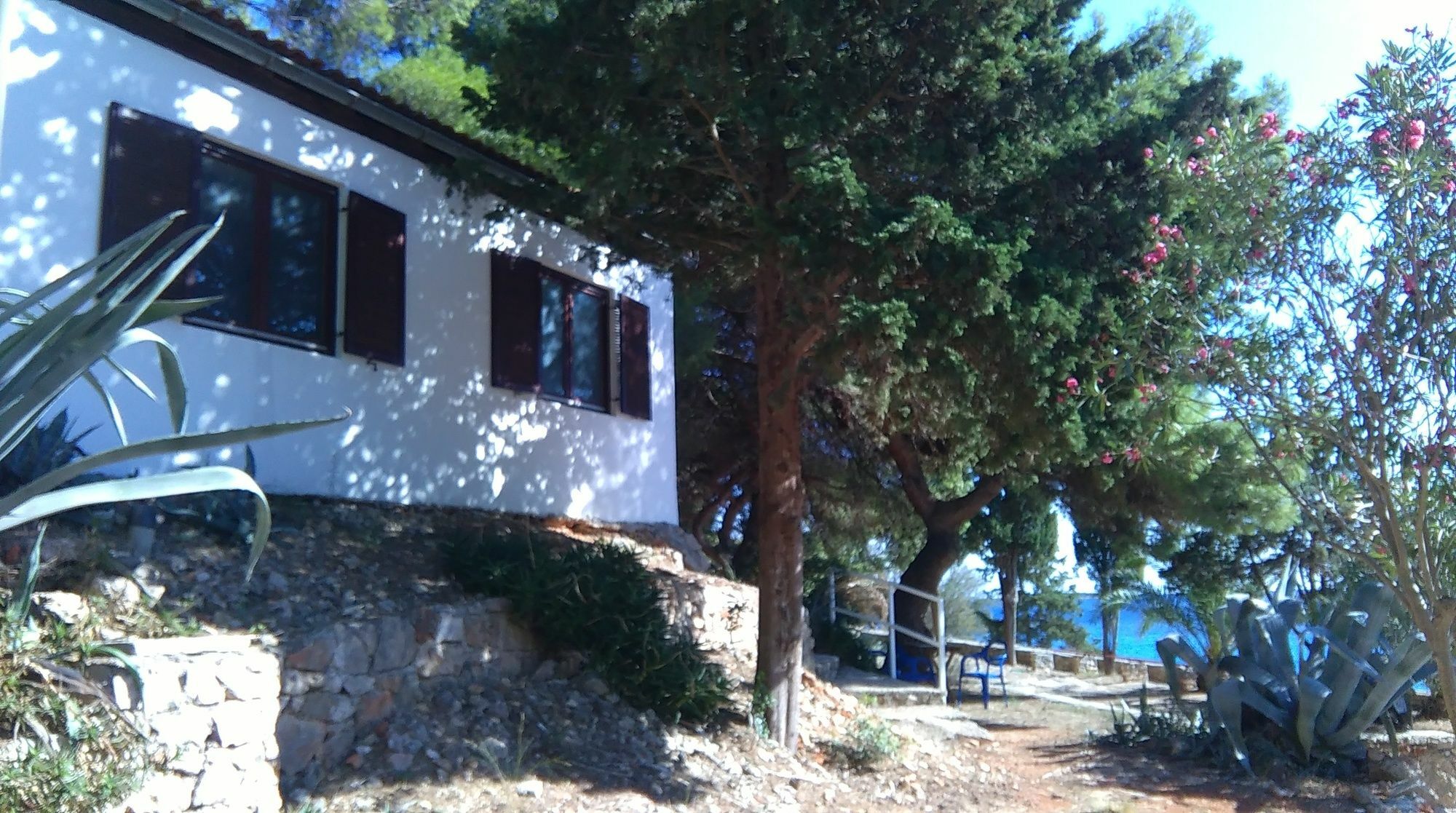 Resort Village T.N. Milna Βις Εξωτερικό φωτογραφία